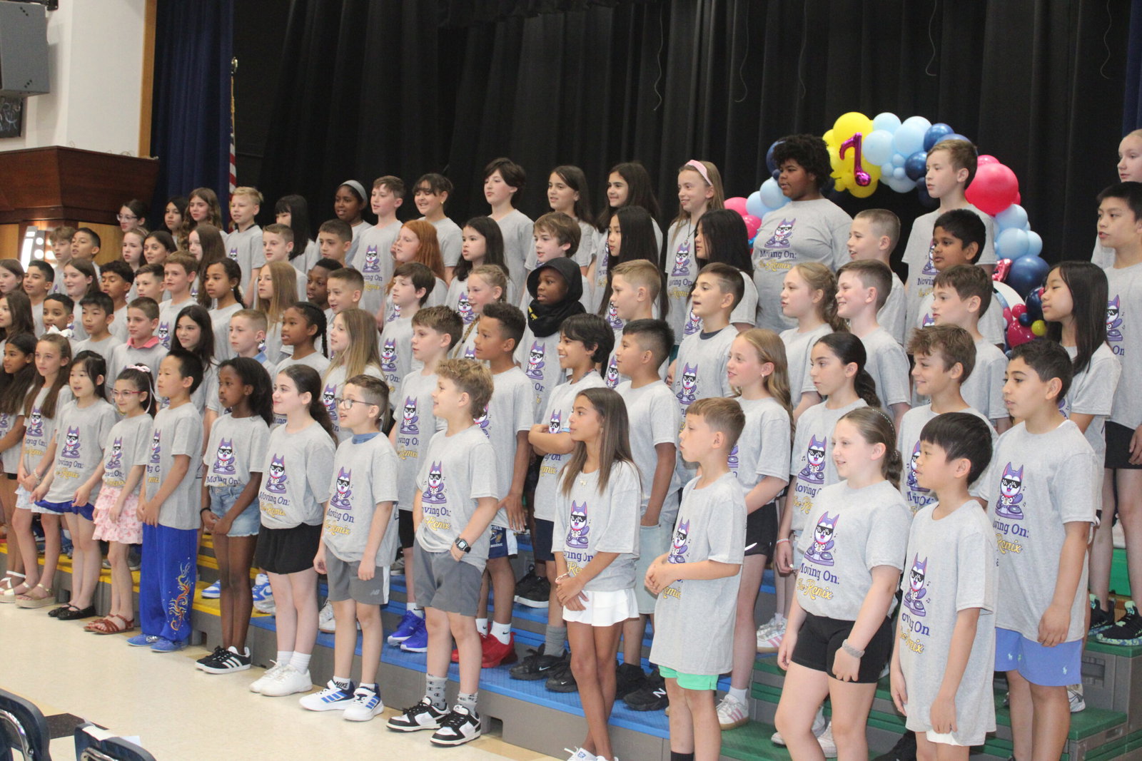 Huckleberry Hill celebrates 84 fourth graders during moving on