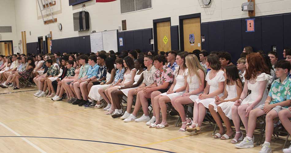 181 eighth graders move on from LMS 