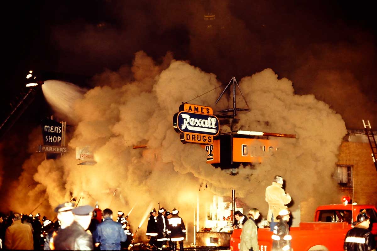 Murray Young Photographs