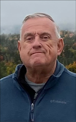 Roland Van Kavelaar, Jr., 74